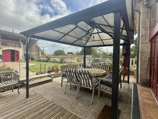 Bourg-de-Visa (82190) BOURG DE VISA Superbe Maison Quercynoise en Pierre avec Maison d’Amis, Appartement, Piscine