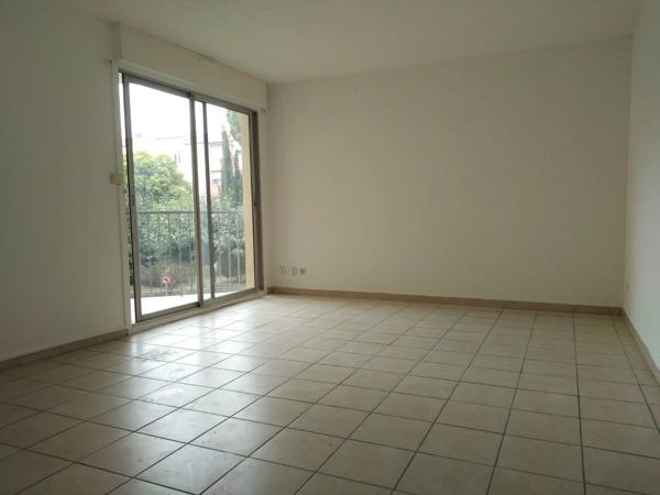 Vente                                                      Appartement
                        
                     2 pièces                      53 m2                     à Perpignan
