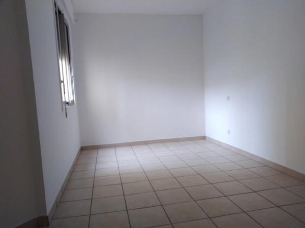 Vente                                                      Appartement
                        
                     2 pièces                      53 m2                     à Perpignan