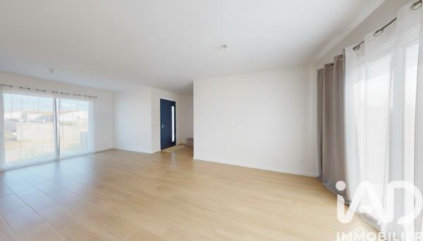 Maison à vendre 5 pièces 95 m² Échillais