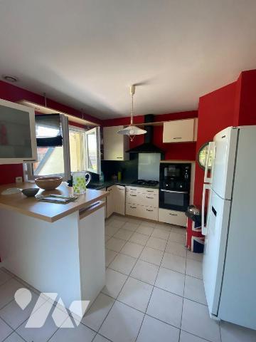 Maison à vendre - TINTENIAC (35 190) - Exclusivité - Belle maison située dans une rue au calme,...
