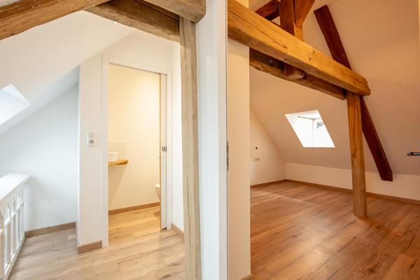 LIEUX UNIQUES ® PROPRIETÉS PRIVÉES MAGNIFIQUE APPARTEMENT DE 98.75 M² (LOI CARREZ) (122.98 M² AU SOL) - HYPER-CENTRE BLOIS