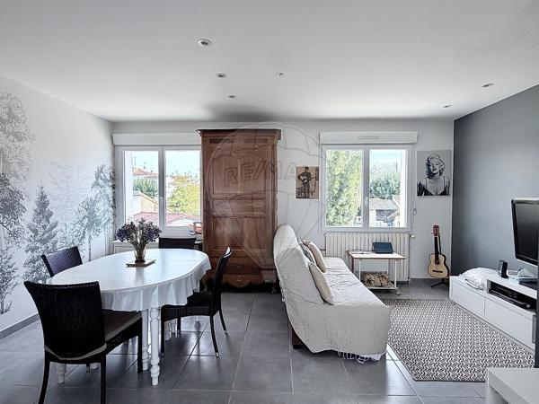 Maison 2 chambre(s) à vendre - Saintes, Charente-Maritime - 17