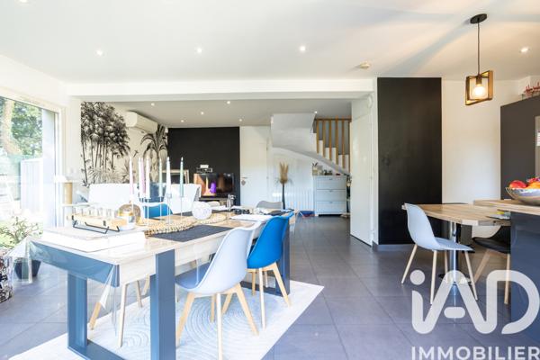 Maison à vendre 5 pièces 110 m² Rochefort-du-Gard