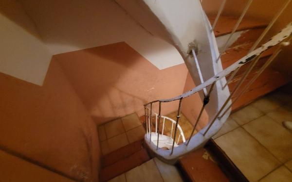 Appartement à vendre    1 pièce • 24 m2 Avignon