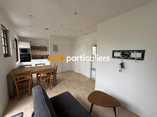 Vente Maison280 m² - 9 Pièces - L AIGUILLON LA PRESQU ILE (85460)