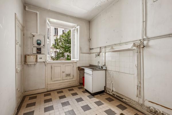 Vente Appartement de luxe Paris 16 4 Pièces 112.1 m²