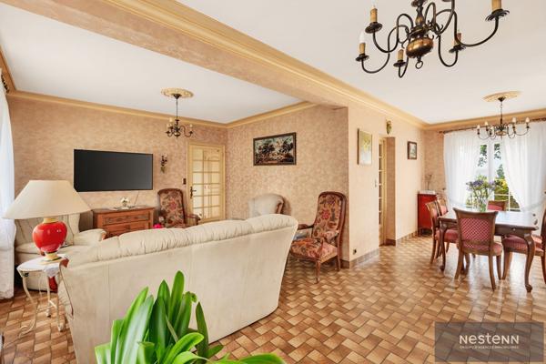 À VENDRE - Élégante maison néo-bretonne sur sous-sol complet, à moins de 2 km du bourg de Saint-René