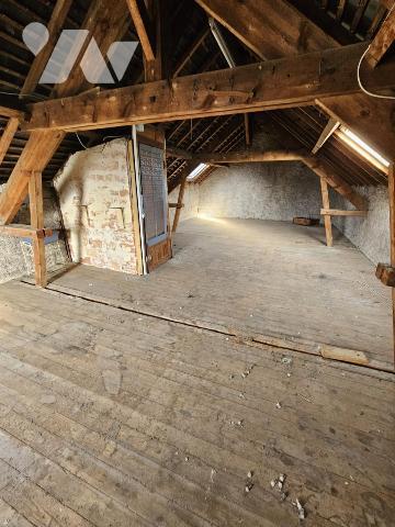 NANTES SAINTE-THERESE, en impasse avec jardin et garage