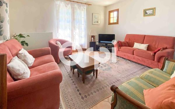 Maison à vendre    7 pièces •  Saumur