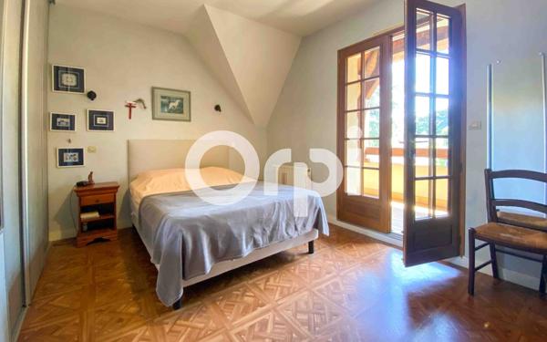 Maison à vendre    7 pièces •  Saumur