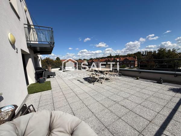 GRAND APPARTEMENT 110 M² CENTRE SECLIN