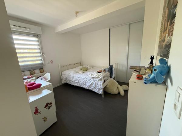 GRAND APPARTEMENT 110 M² CENTRE SECLIN