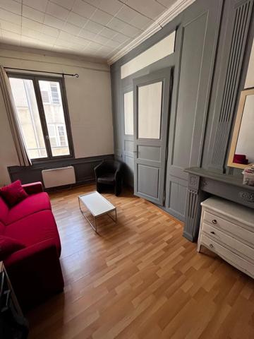 Appartement
         1 pièce
        - 24 m² 54 900 € *