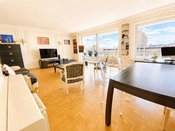 Appartement  127 m2 avec 3 chambres et balcons