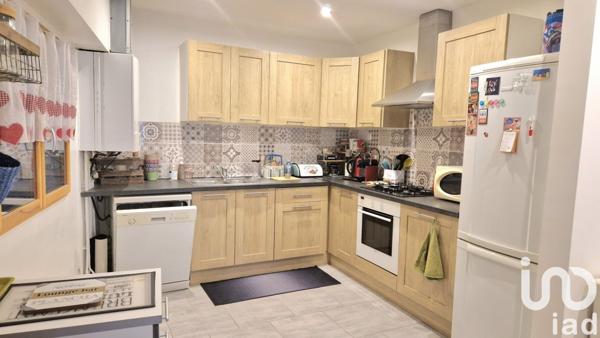 Appartement 3 pièces de 90 m² à Pézenas (34120)