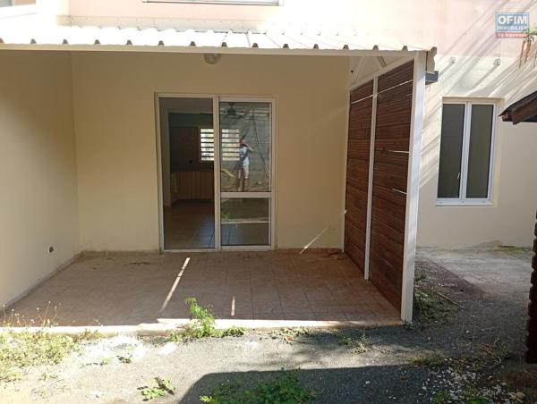 A LOUER APPARTEMENT T2 EN REZ DE JARDIN DE 60 M2 A LA SALINE LES BAINS