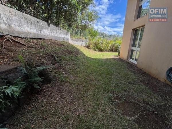 Beau T3 à louer en rez de jardin dans la résidence Les huppes de bourbon, à La Montagne