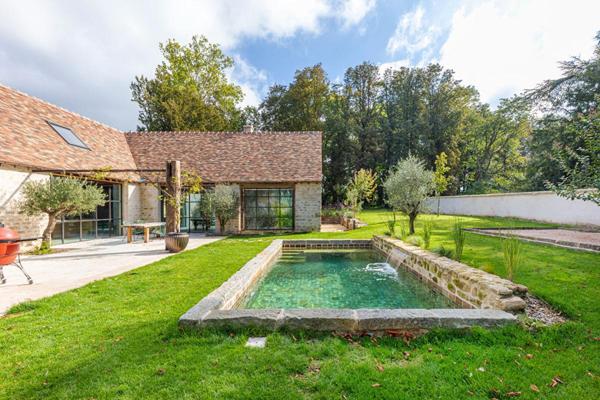 LE BIJOU D'ARCHITECTURE : PROPRIÉTÉ D'EXCEPTION AVEC PISCINE