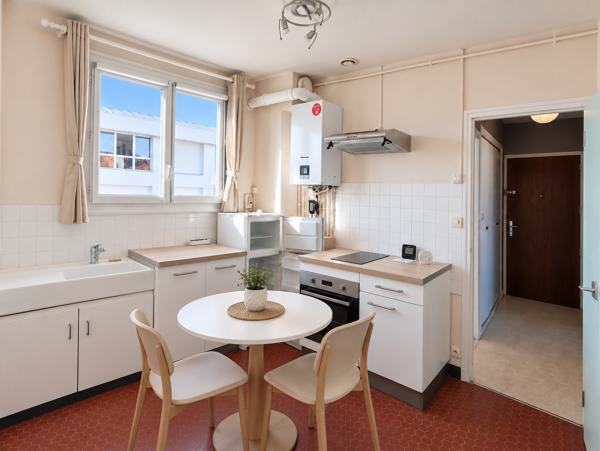 Appartement
         3 pièces
        - 44 m² 124 000 € *
