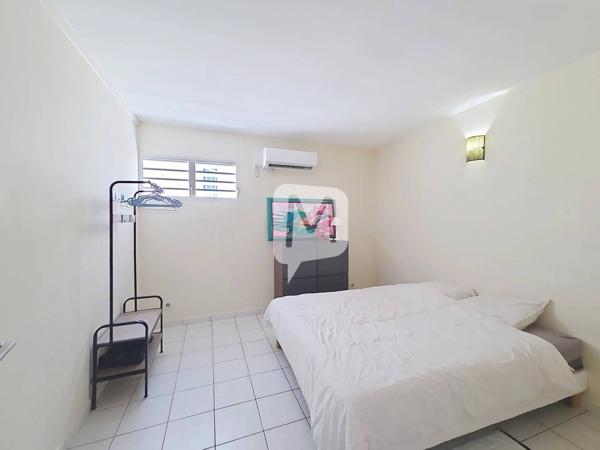 GUADELOUPE, à vendre SAINTE-ANNE Appartement T3 de 54.34 m2 au 1er étage à 100m de la plage