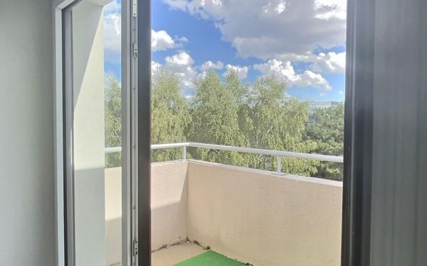 Appartement à vendre    2 pièces • 39,10 m2 Courcouronnes