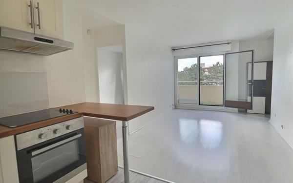 Appartement à vendre    2 pièces • 39,10 m2 Courcouronnes