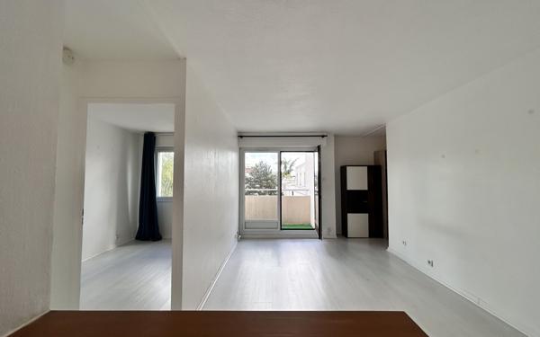 Appartement à vendre    2 pièces • 39,10 m2 Courcouronnes