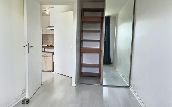 Appartement à vendre    2 pièces • 39,10 m2 Courcouronnes
