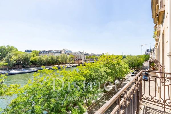 # Appartement – 360m² – Paris 4ème