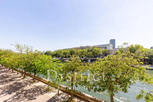 # Appartement – 360m² – Paris 4ème