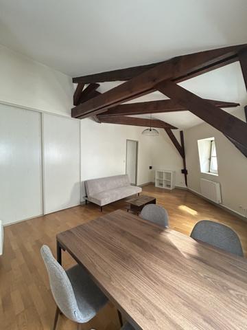 APPARTEMENT T2 - MEUBLE 52.31m2