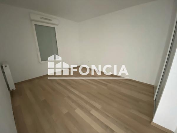 Location Appartement 2 pièces 43.1 m² - 7-9-11-13 AV DU 10 MAI 1981 Ambes 33810