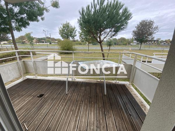 Location Appartement 2 pièces 43.1 m² - 7-9-11-13 AV DU 10 MAI 1981 Ambes 33810