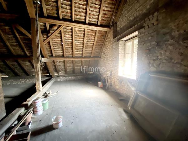 Appartement 142 m² à rénover avec combles.