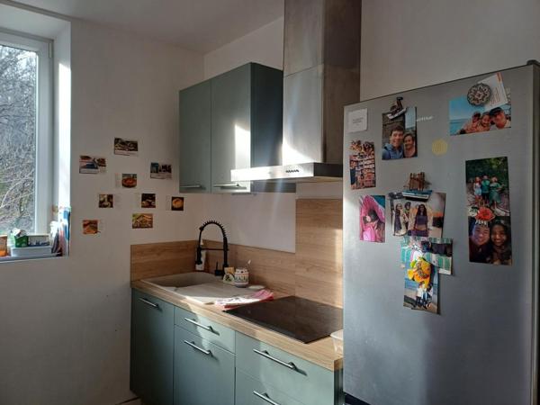 Située à  5km de Lanuéjouls , 12km de Villefranche de Rouergue et 45mn de Rodez.