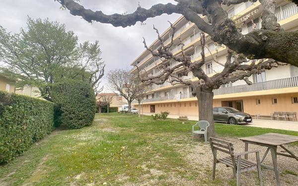 Appartement à vendre    4 pièces • 77,42 m2 Avignon