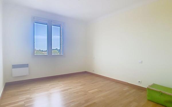 Appartement à vendre    4 pièces • 77,42 m2 Avignon