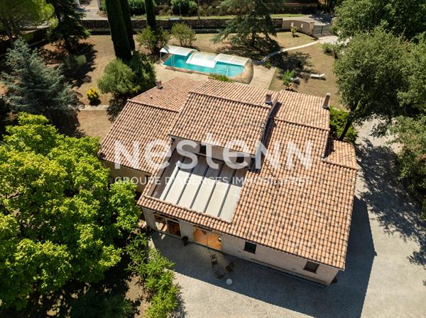 A VENDRE MAISON D'ARCHITECTE de184m² + PISCINE + DOUBLE GARAGE + CABANON + CAVE