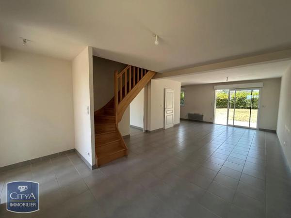 Maison à louer 5 pièces 112.82m² Saint-Doulchard (18230)