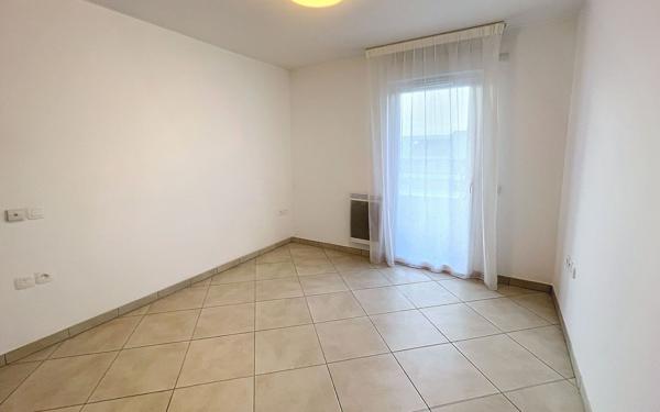 Appartement à vendre    3 pièces • 60 m2 Fréjus