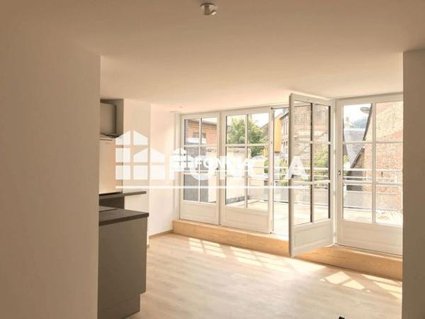 Location Appartement 2 pièces 40.5 m² - 30 RUE CHAUSSEE Honfleur 14600
