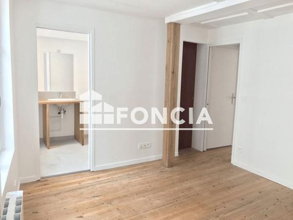 Location Appartement 2 pièces 40.5 m² - 30 RUE CHAUSSEE Honfleur 14600