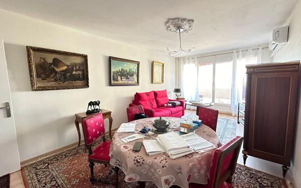 Appartement à vendre    3 pièces •  Toulon