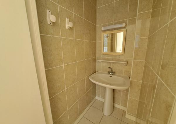 Spacieux appartement T4 de 100,97 m² avec balcon, cave et parking