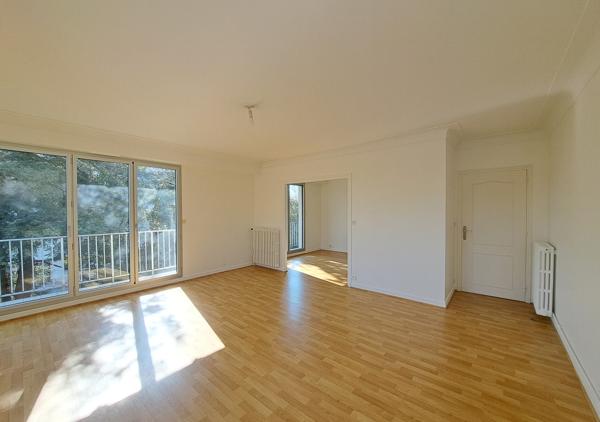 Spacieux appartement T4 de 100,97 m² avec balcon, cave et parking