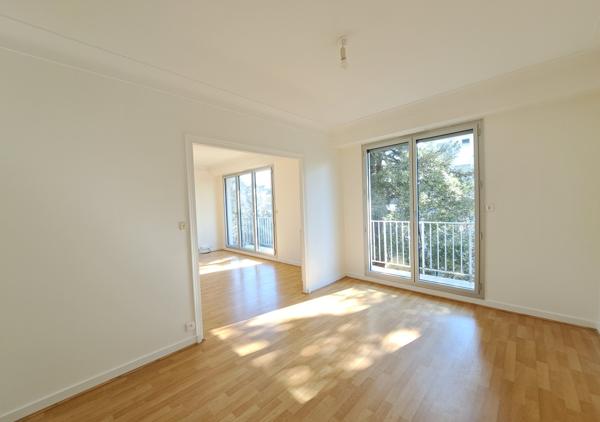 Spacieux appartement T4 de 100,97 m² avec balcon, cave et parking