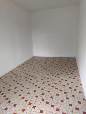 Maison indépendante avec dépendances
