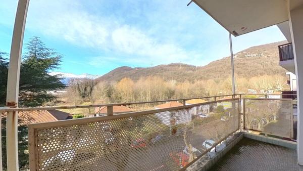 Appartement. 57m². 3 pièce possibilité garage