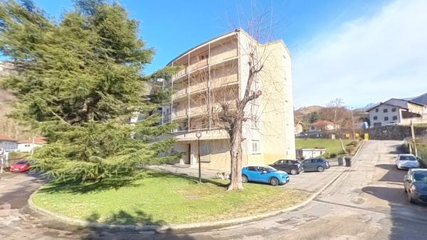 Appartement. 57m². 3 pièce possibilité garage